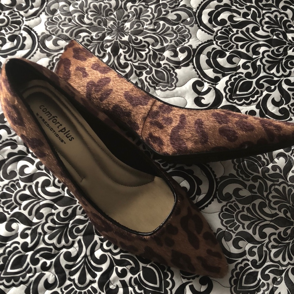 Shoes - Picture 2 of 2